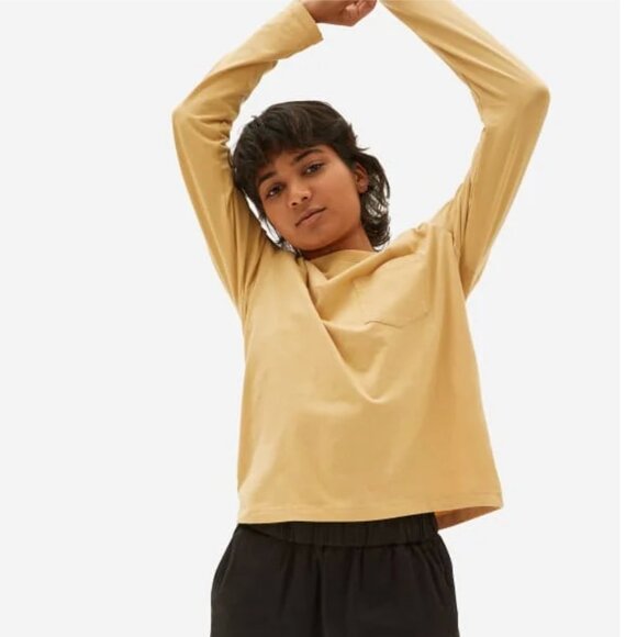 Everlane The Organic Cotton Long-Sleeve Box-Cut Pocket Tee |Small | Gold - Picture 2 of 6
